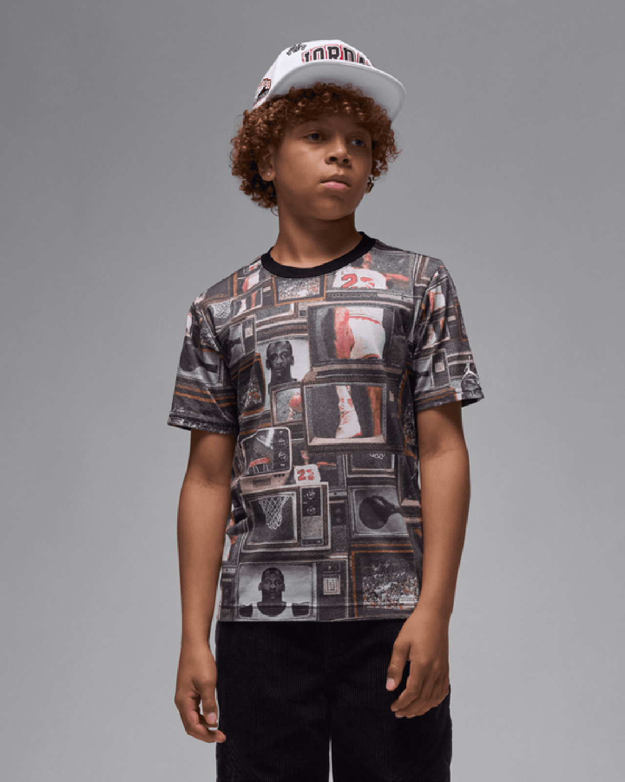 Image of Детска Тениска NIKE JDB MJ FLT ESS AOP SS TEE